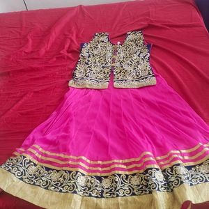 Preety Magenta Anarkali Kurti!!