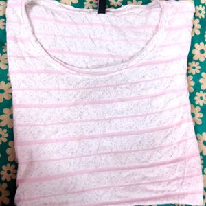 Cute Comfortable White And Pink Tshirt