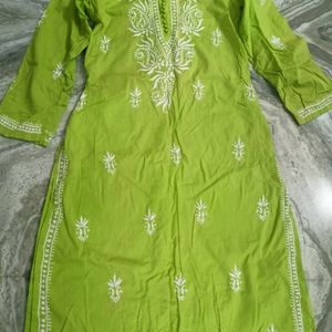 Lucknowi Chickankari Kurta