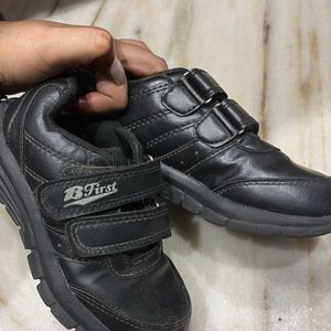 Unisex Bata Black Shoes