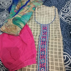 Beautiful Pajami Suit With Dupatta