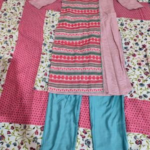 AURELIA Kurta Set