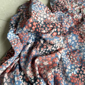 Floral print semiformal shirt