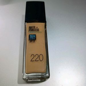 Maybelline Fit Me Matte+Poreless Foundation