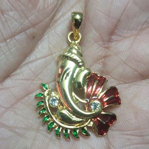 BEAUTIFUL UNUSED GANESHA PENDENT