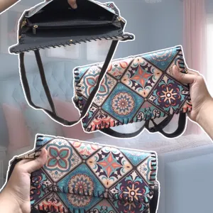 Multicoloured Pretty Sling bag