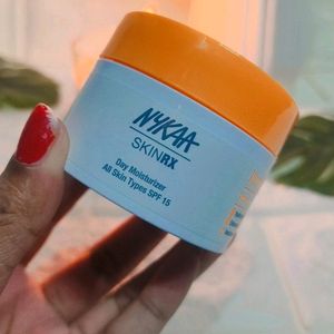 Nykaa Iiuminate Vitamin C Moisturizer