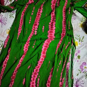 Women Kurti With Dupatta - Rayon