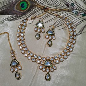 Kundan Necklace Set With Earrings And Maang teeka