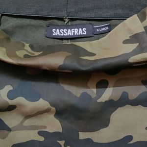 SASSAFRAS Camouflage Army Print Pencil Skirt