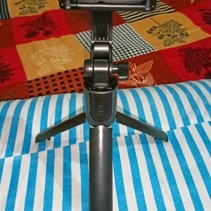 Multipurpose Tripod/Selfie Stick