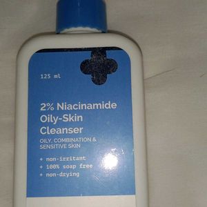 Derma Co 2% Niacinamide Oily Skin Cleanser