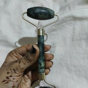 Gua Sha and Jade Roller