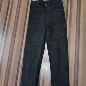 Z-28 Size 32  Straight Women Denim Jeans