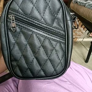 NEW EXPENSIVE SMALL SIDE BAG FOR MEN & WOMANSIDE