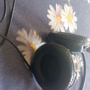 Circle Headphones Used