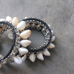 Shell Bracelet (Pack Of 2)