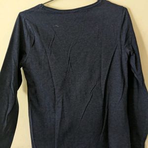 Full Sleeves Round Neck Fitted Top