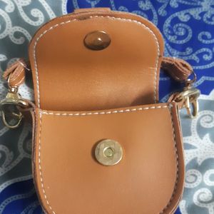 Small Hand Bag For Girls Limited Stock