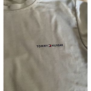 Tommy hilfiger tshirt men Size M 3Tshirts