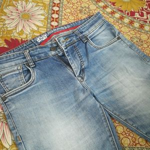 One Sided Rugged Jeans