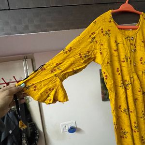 🎉Offer 🎉Gold Yelloish Kurta