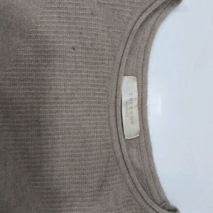 THIN woolen kinda women's TOP