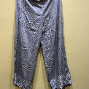 Avaasa Grey Palazzo Size L