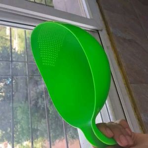 Plastic Rice Wash Bowl With Handle