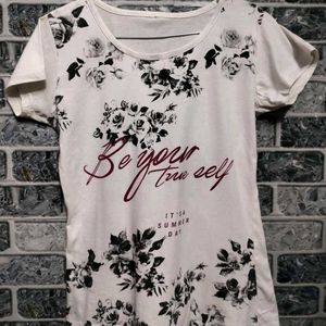 Beautiful White Girls T-shirt!!