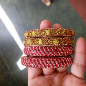 Combo Of 2 Bangles