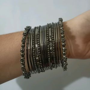 Alluring Silver Bangles