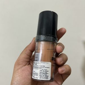 LA GIRL PRO COVERAGE ILLUMINATING FOUNDATION