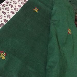 Plain Handloom Pattu Saree With Embroidery Flowers