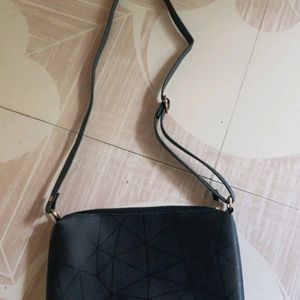 Women's/Girls Sling Bag