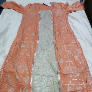 Aurelia Kurta