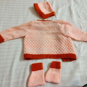 Sweater For 3 To 9 Months With Head Cap And Socks