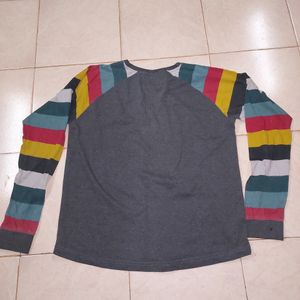 Juneberry Grey Sweatshirt With Multicolored Sleeve