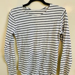 Black White Strip Tshirt