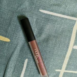 Huda Beauty Lipstick Shade First Class