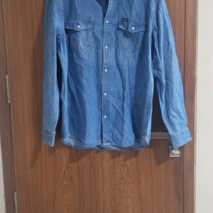 Wrangler Denim Shirt/jacket