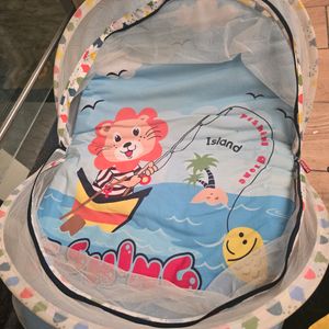 Baby Hug Light Weight Bed With Mosquito Net