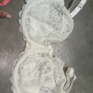 Non Padded Net Design Type Bras