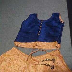 Girls Crop Top And Lahanga Chuni