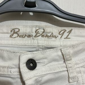 Unused White Denim Jeans For Women