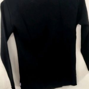 BLACK WOOLEN FULL SLEEVES  INNER