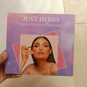 JUST HERBS MAKEUP ESSENTIALS GLAM BOX