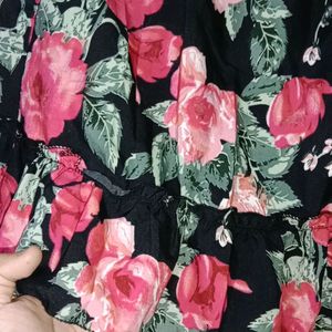 Hot Y2K Floral Skirt