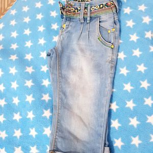 Girls 3/4th Jeans