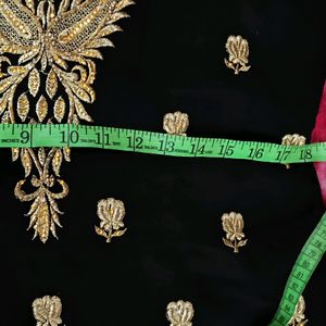 Beautiful Zari And Kundan Work Kurta